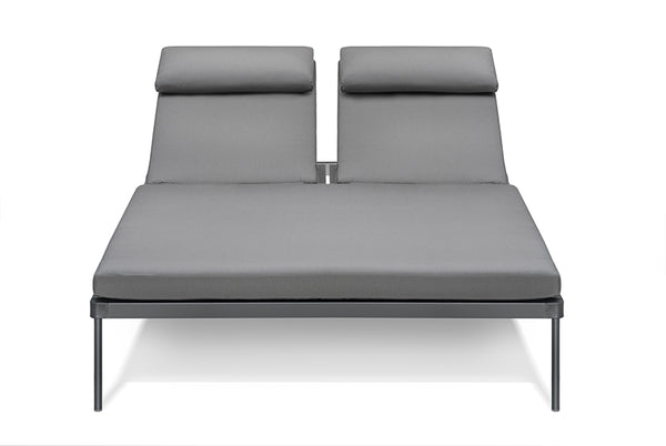 ETESIAN DAY BED 203-G